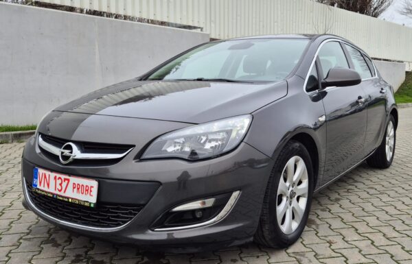 Opel Astra Cosmo 2014 - Multimarks Seller Focșani