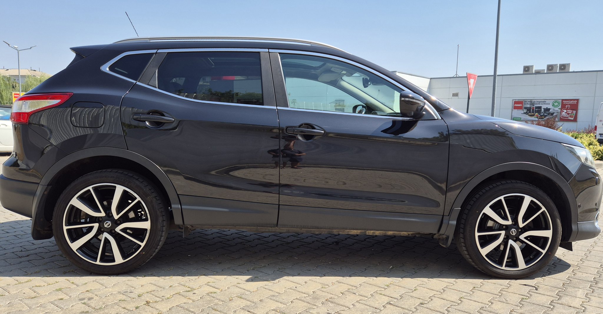 Nissan Qashqai Tekna 2017 - Multimarks Seller Focșani
