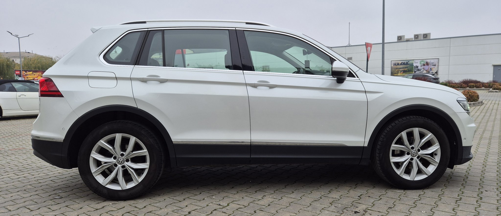 VW Tiguan Highline 2018 - Multimarks Seller Focșani